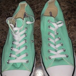 Woman’s Seafoam Converse All-Star size 12